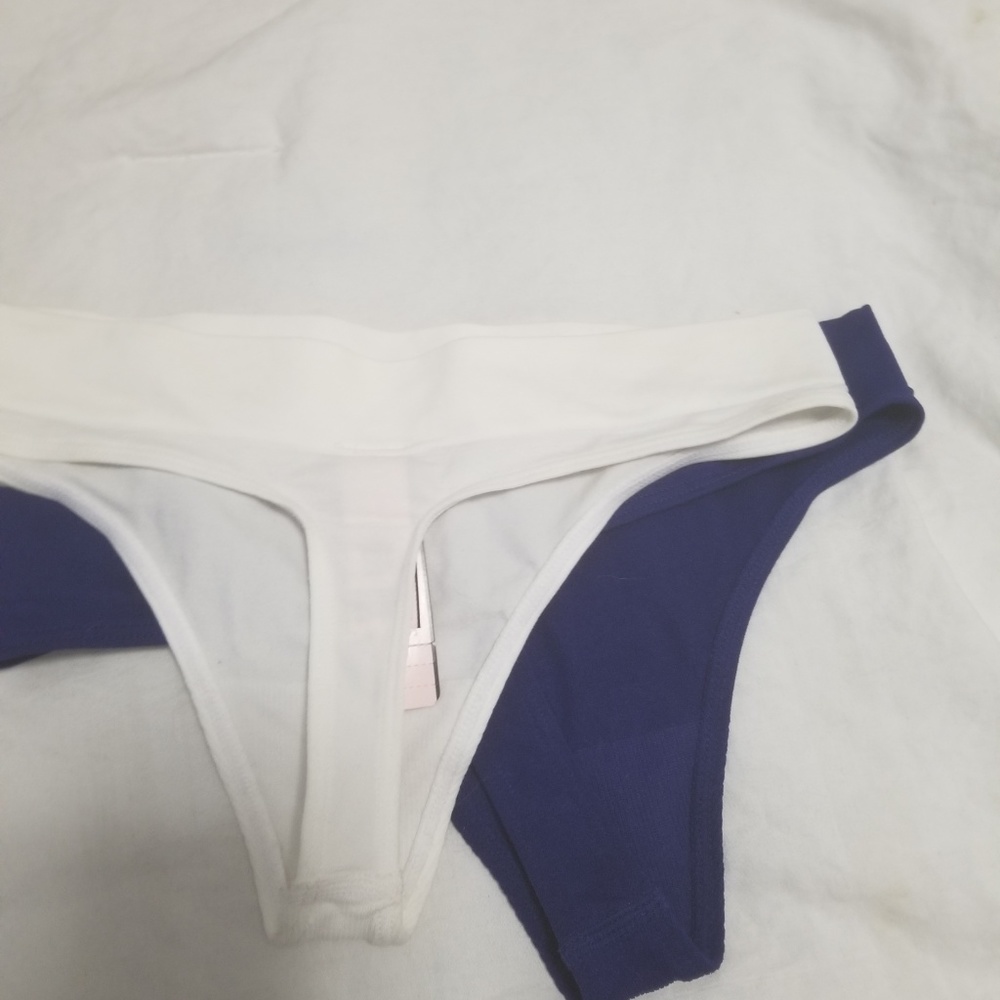 2 VS PINK Thong Panties - Picture 2 of 3